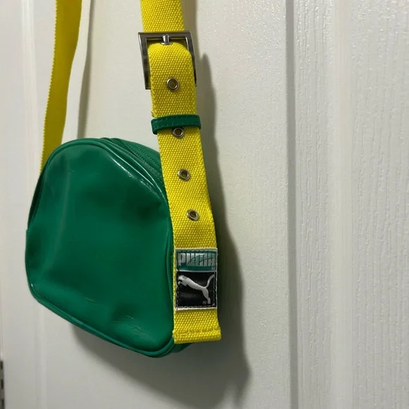 ✨Host Pick✨ Y2K Puma Pleather Belt Bag/Crossbody Bag - Picture 6 of 6